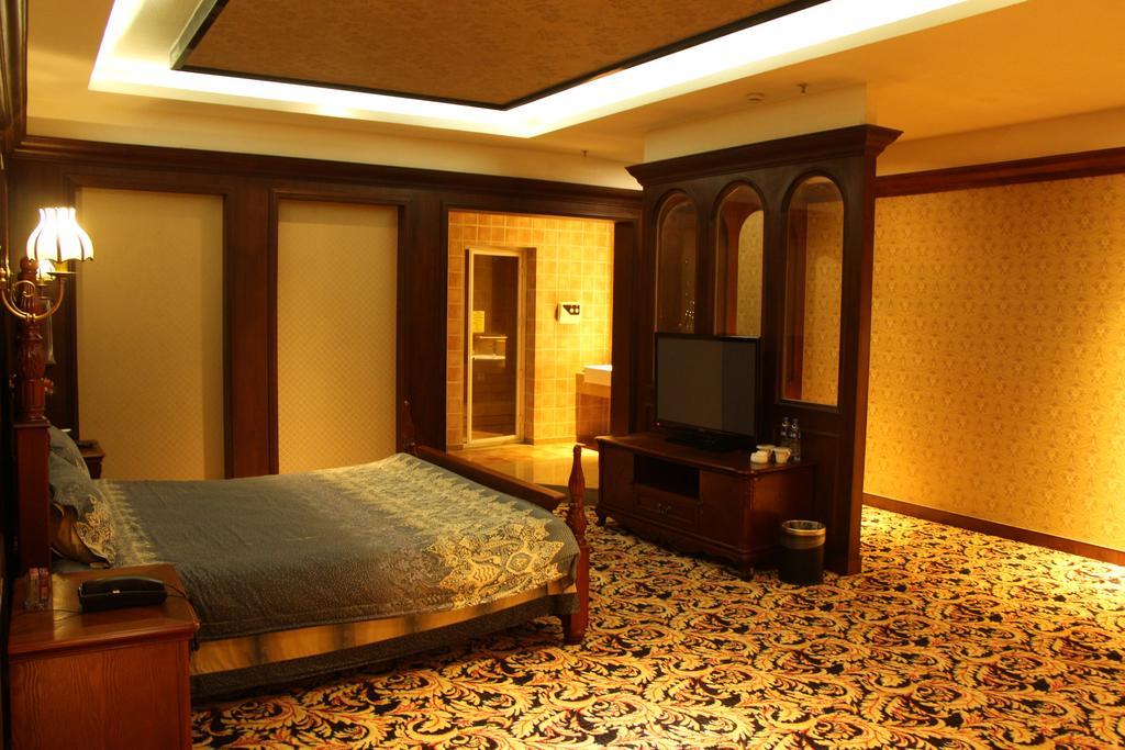 Zhuhai Rongfeng Hotel מראה חיצוני תמונה